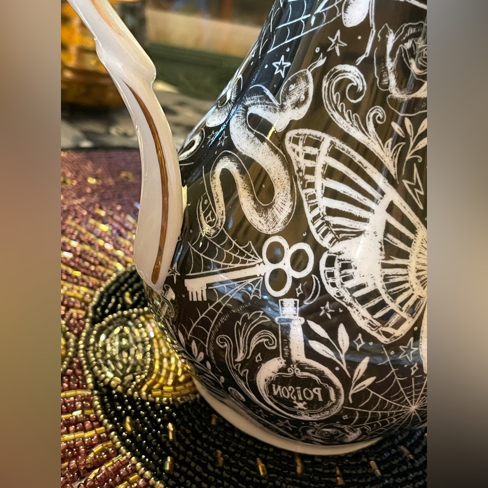 MONTEREY BAY NEW Fine Porcelain Gothic Serving Pitcher With Moth Skull Design - Picture 7 of 16